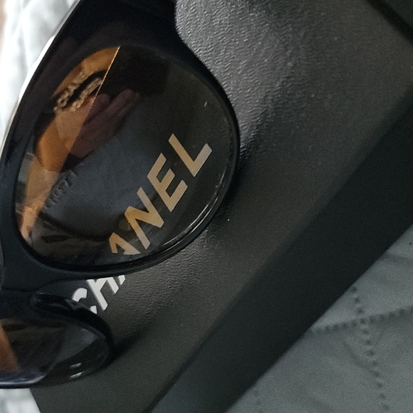 Authentic CHANEL Retro Sunglasses - Picture 10 of 16